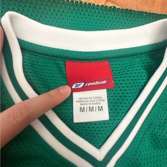 Cropped Reeboks Boston Celtics V-Neck Jersey Pierce Number 34 - Picture 3 of 3